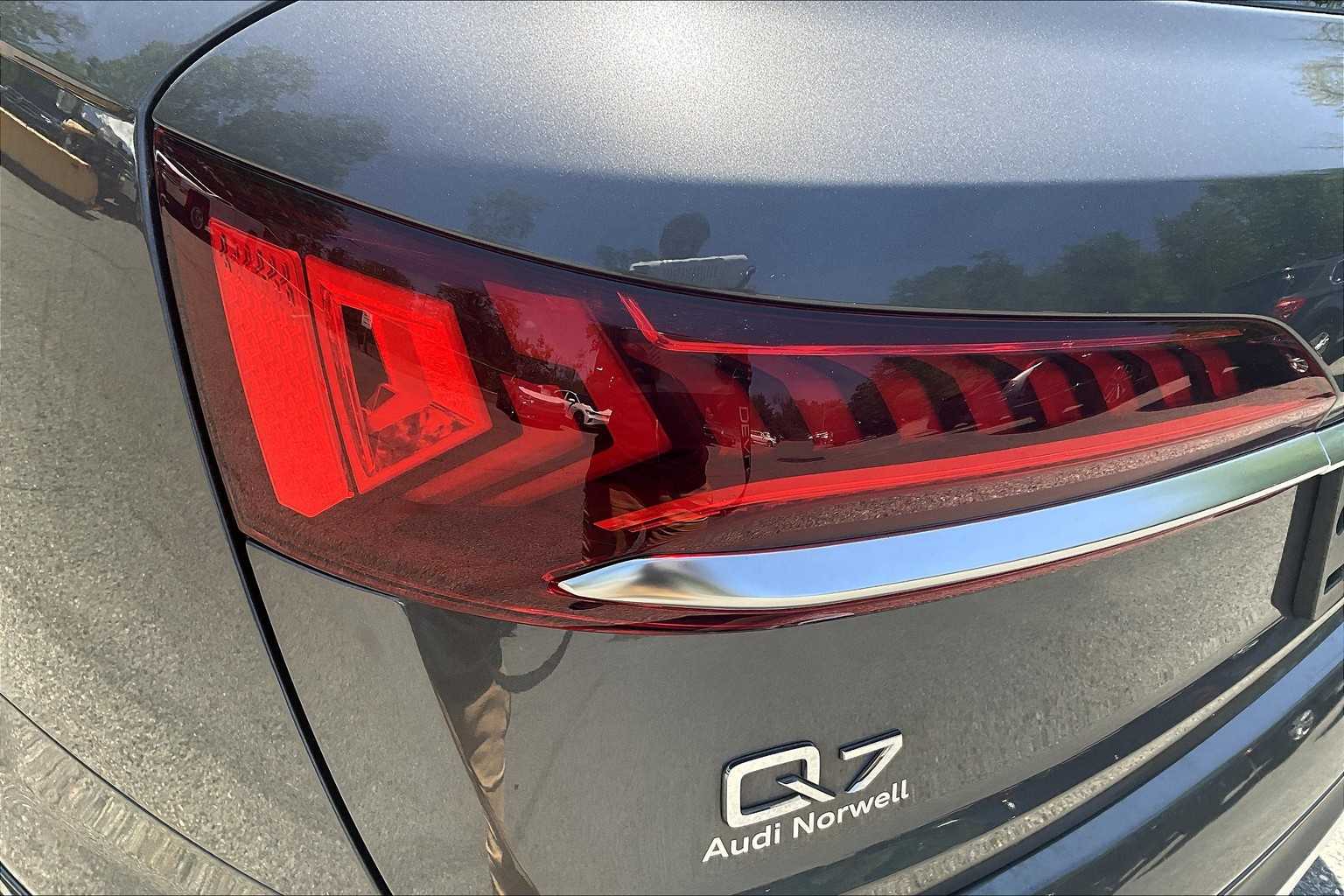 2023 Audi Q7 Premium Plus - Photo 33