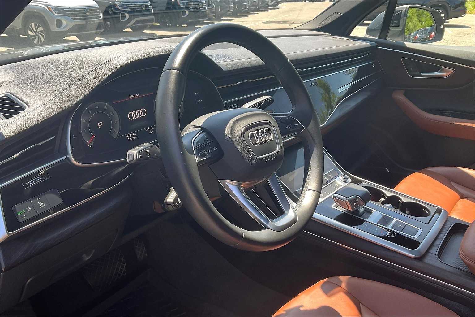 2023 Audi Q7 Premium Plus - Photo 8