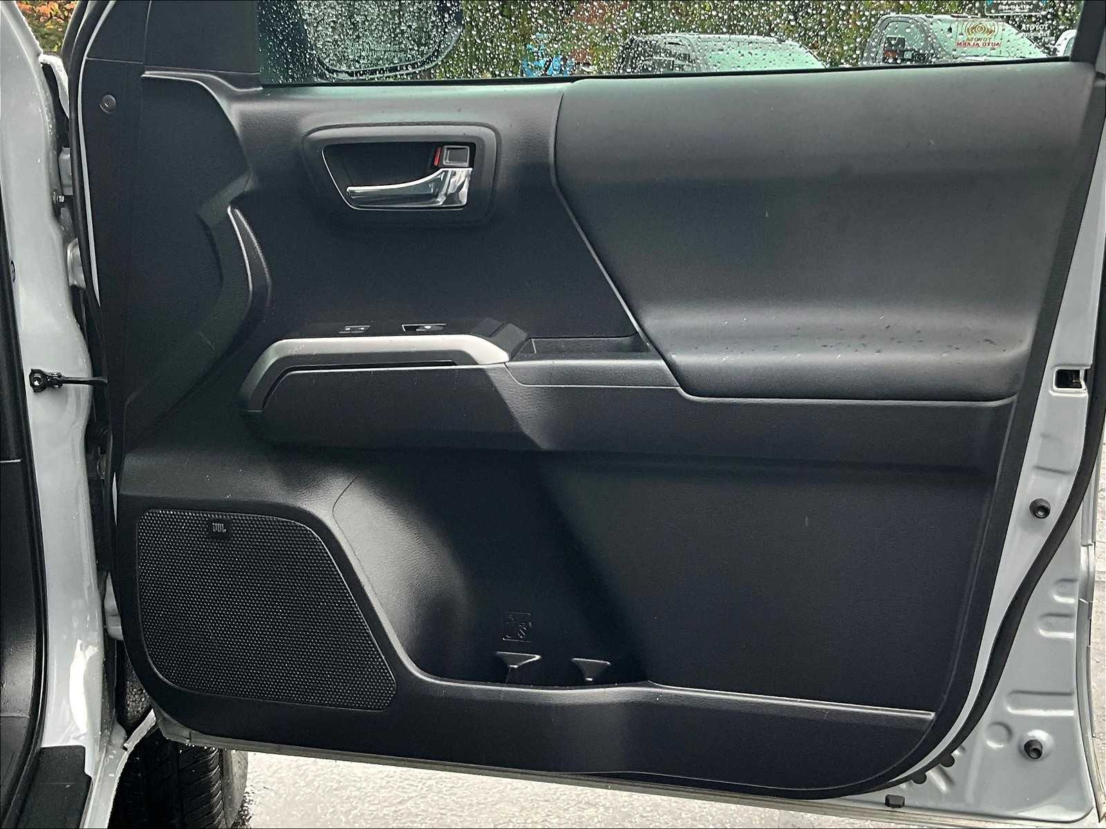2020 Toyota Tacoma TRD Off Road - Photo 12