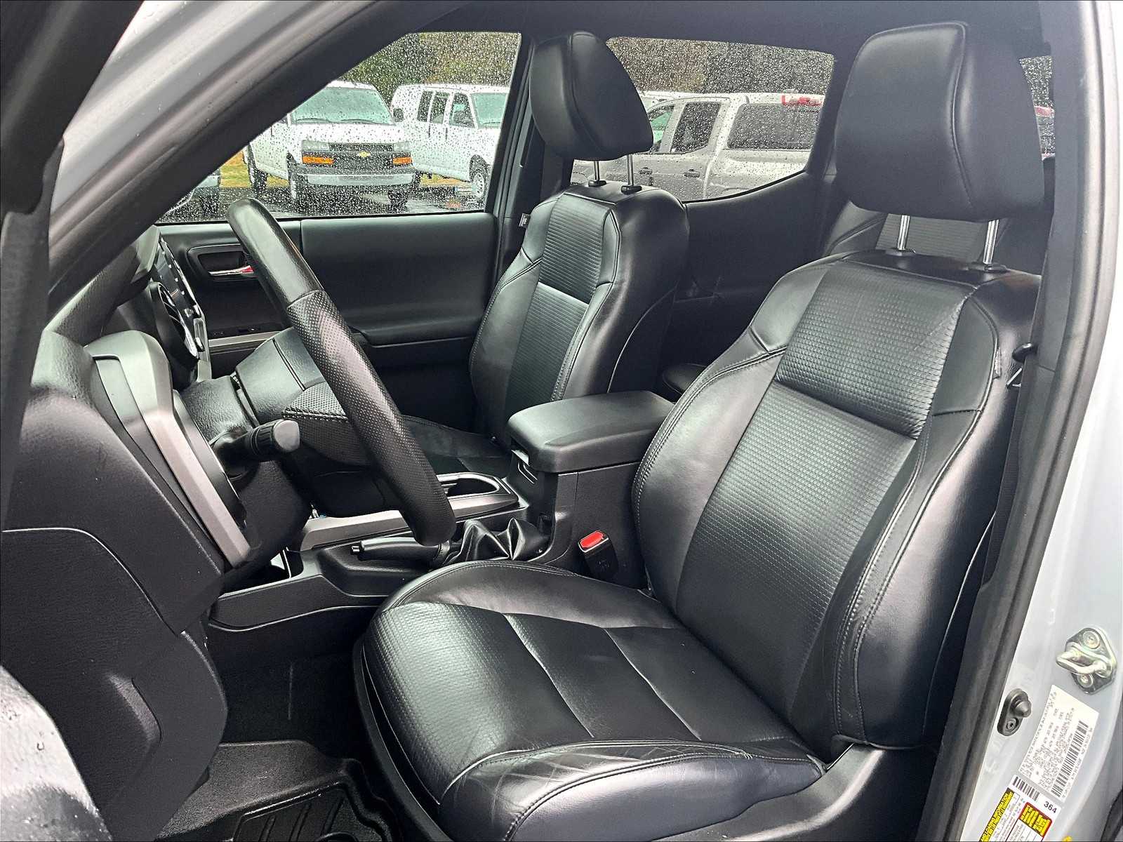 2020 Toyota Tacoma TRD Off Road - Photo 10