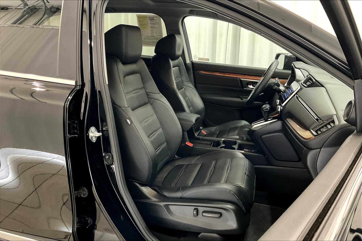 2019 Honda CR-V Touring - Photo 11