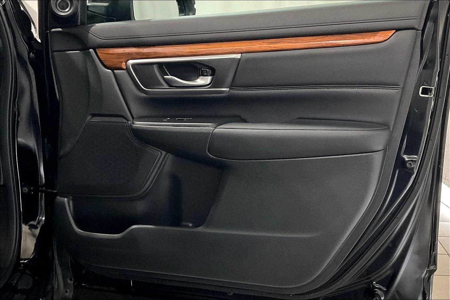 2019 Honda CR-V Touring - Photo 12