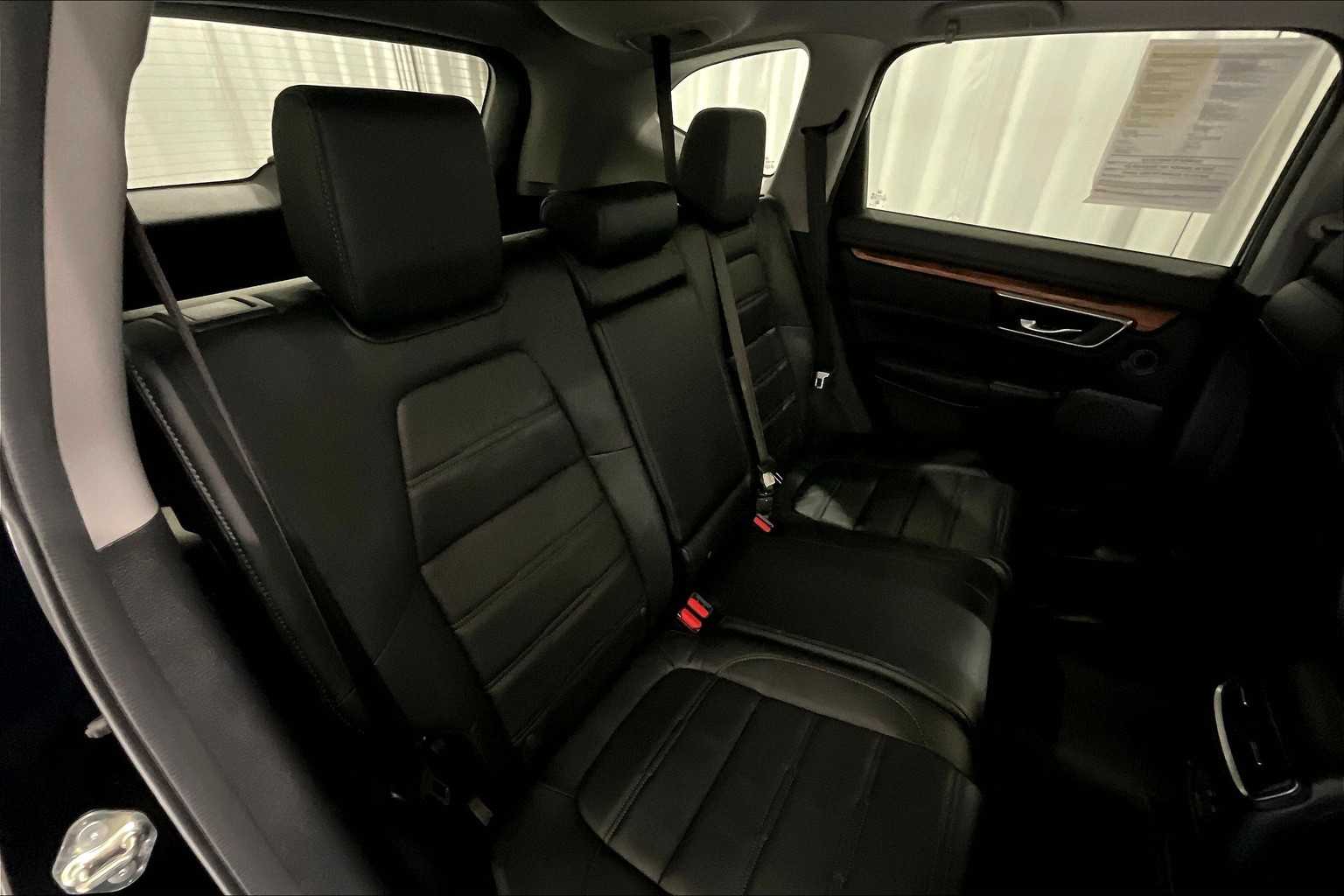 2019 Honda CR-V Touring - Photo 16