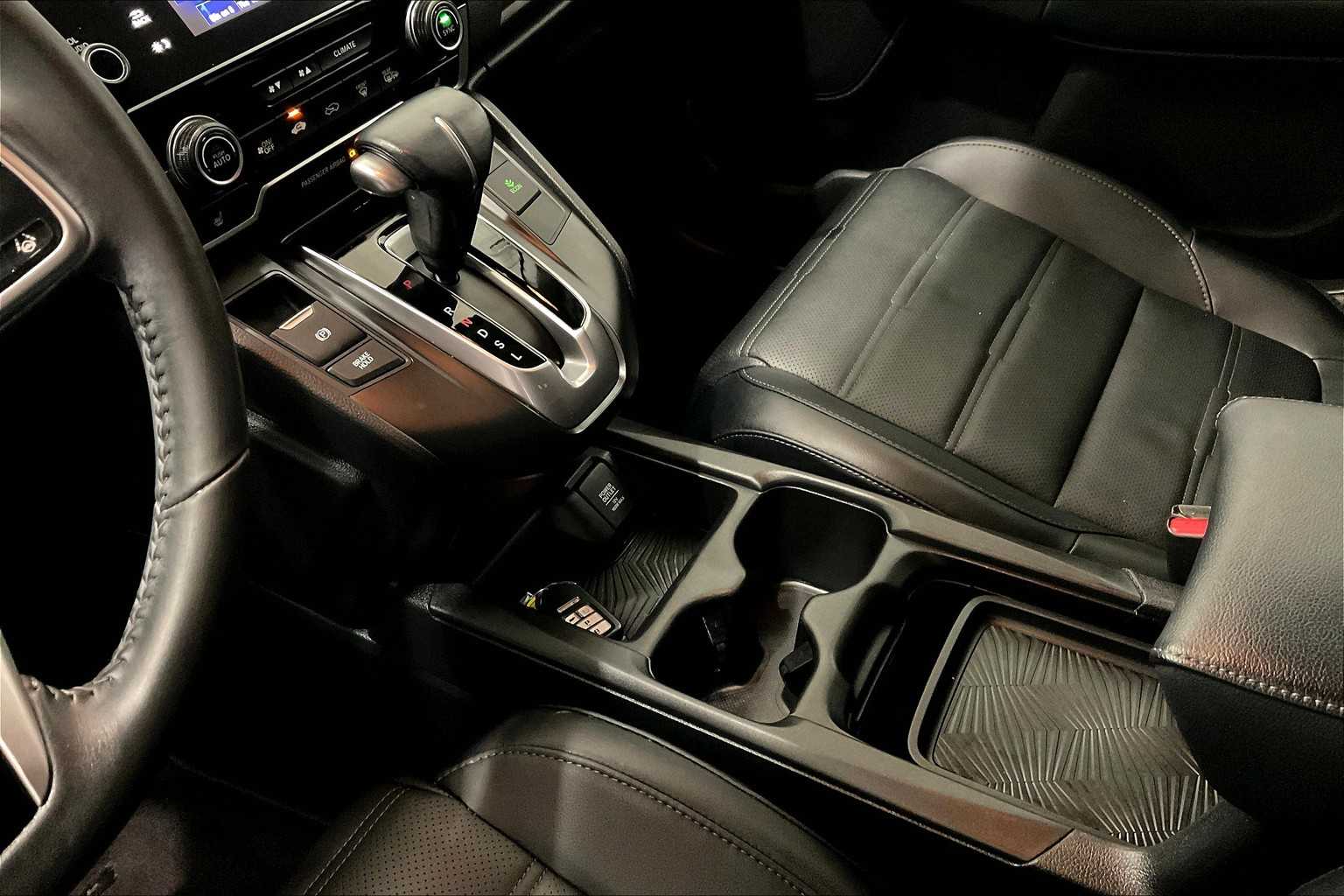 2019 Honda CR-V Touring - Photo 20