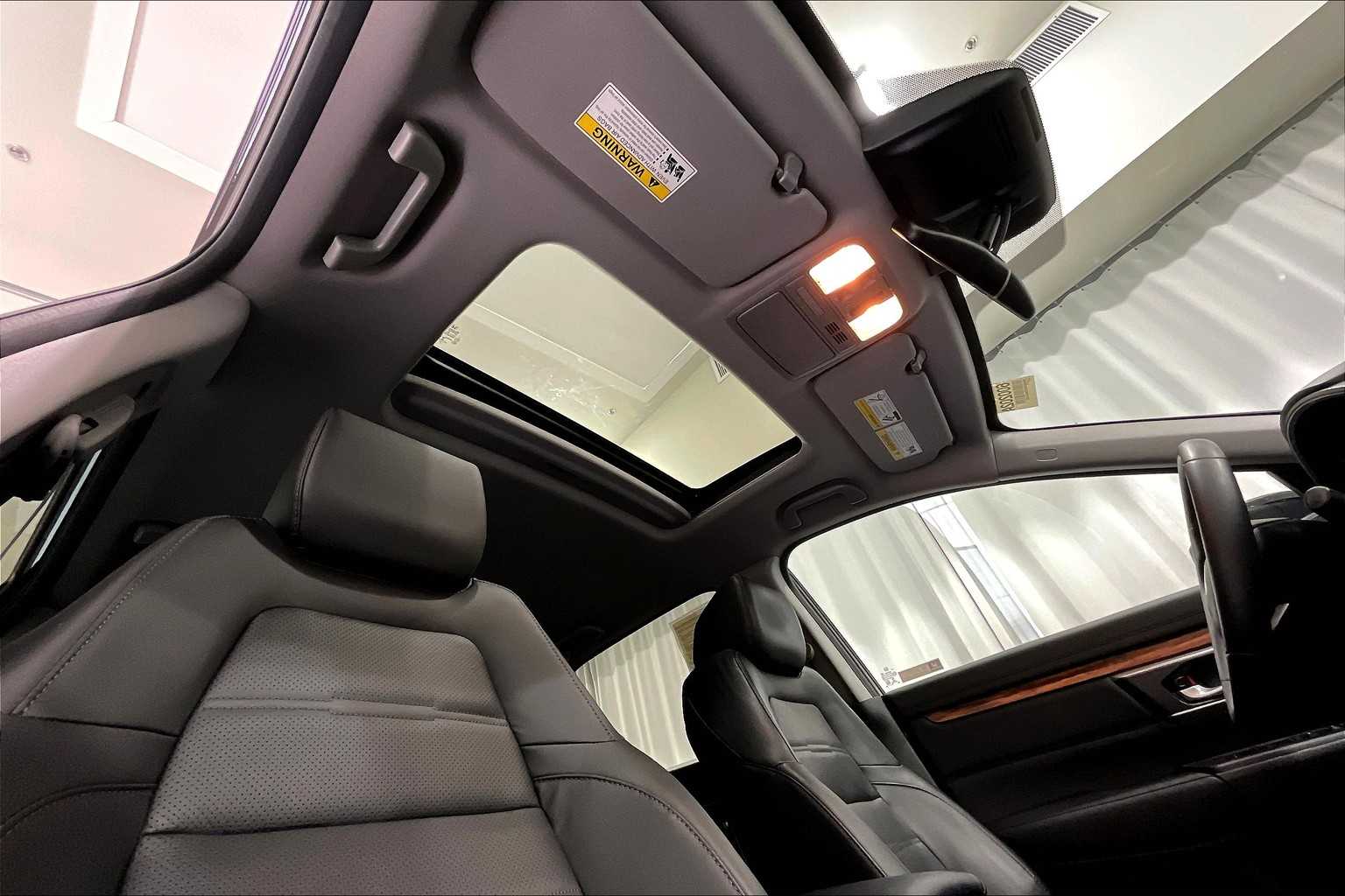 2019 Honda CR-V Touring - Photo 22