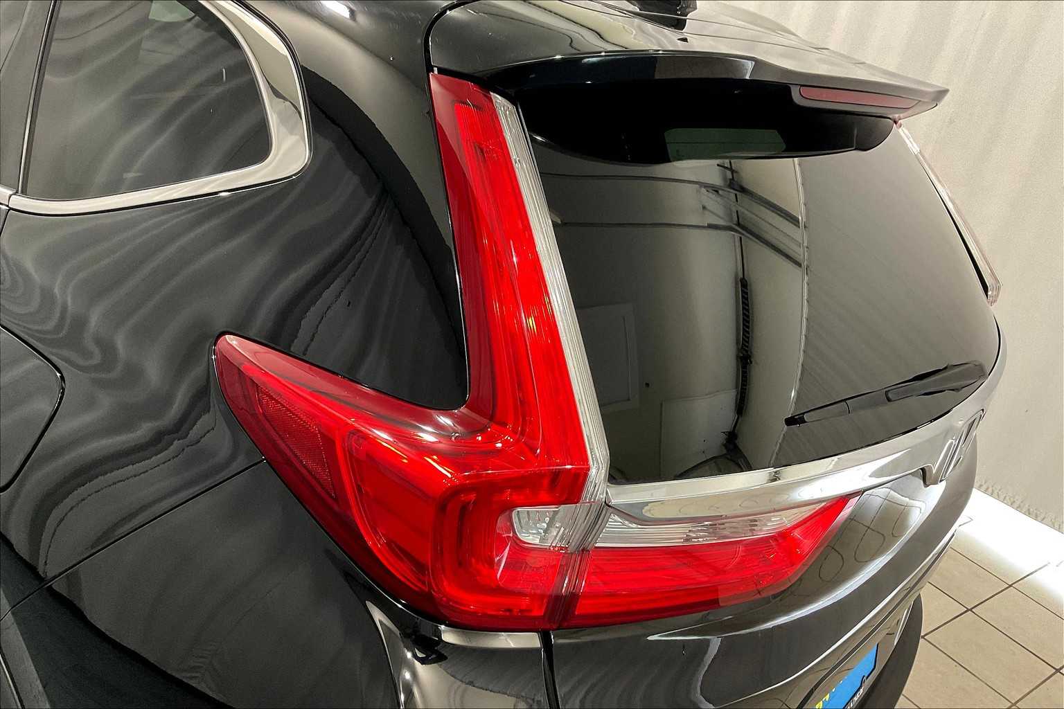 2019 Honda CR-V Touring - Photo 34