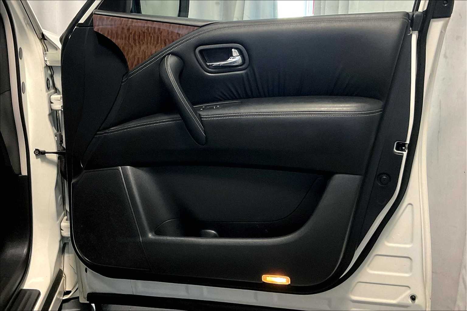 2019 Nissan Armada Platinum - Photo 12
