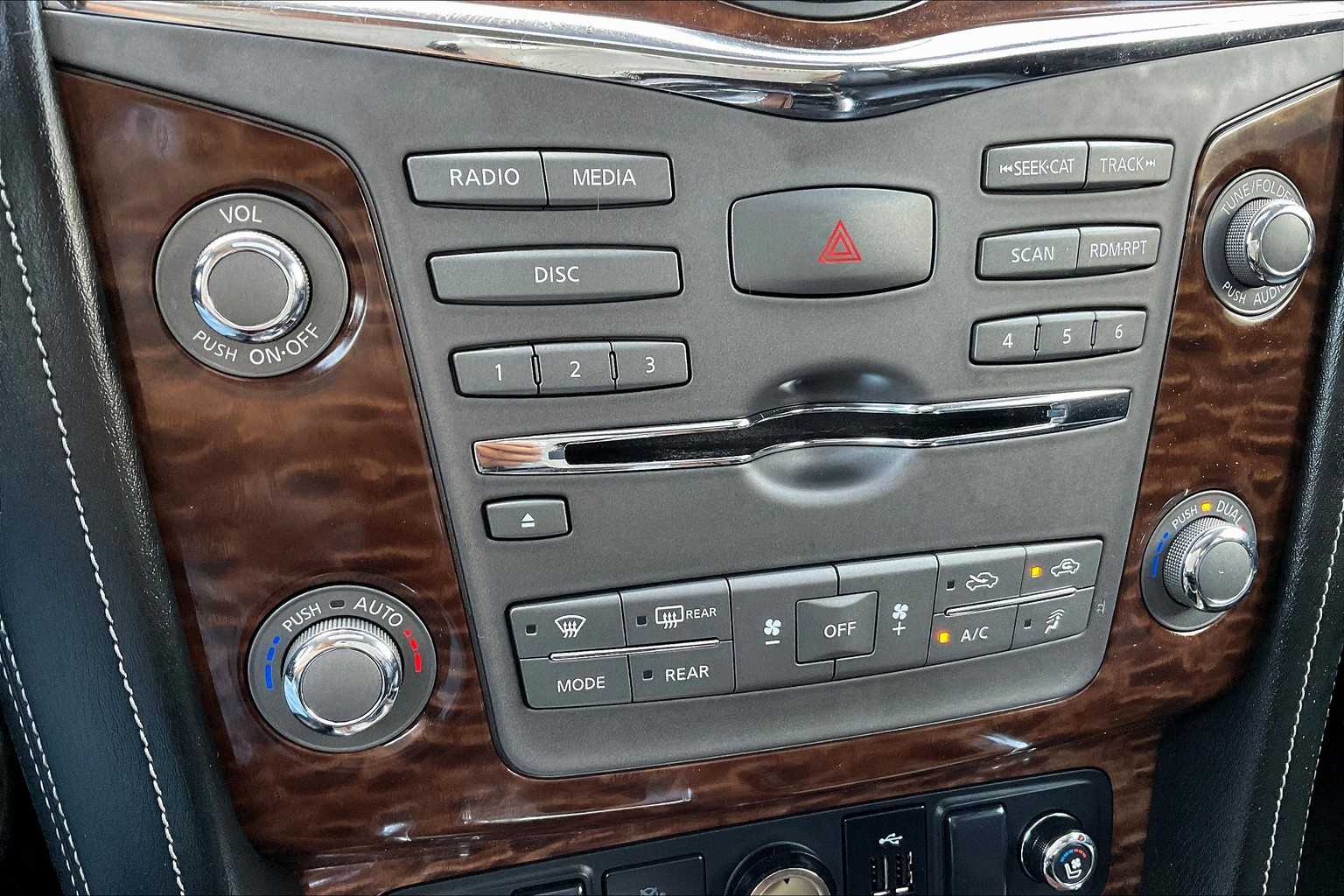 2019 Nissan Armada Platinum - Photo 27