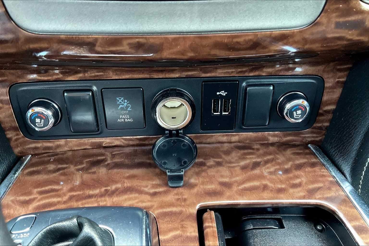 2019 Nissan Armada Platinum - Photo 28