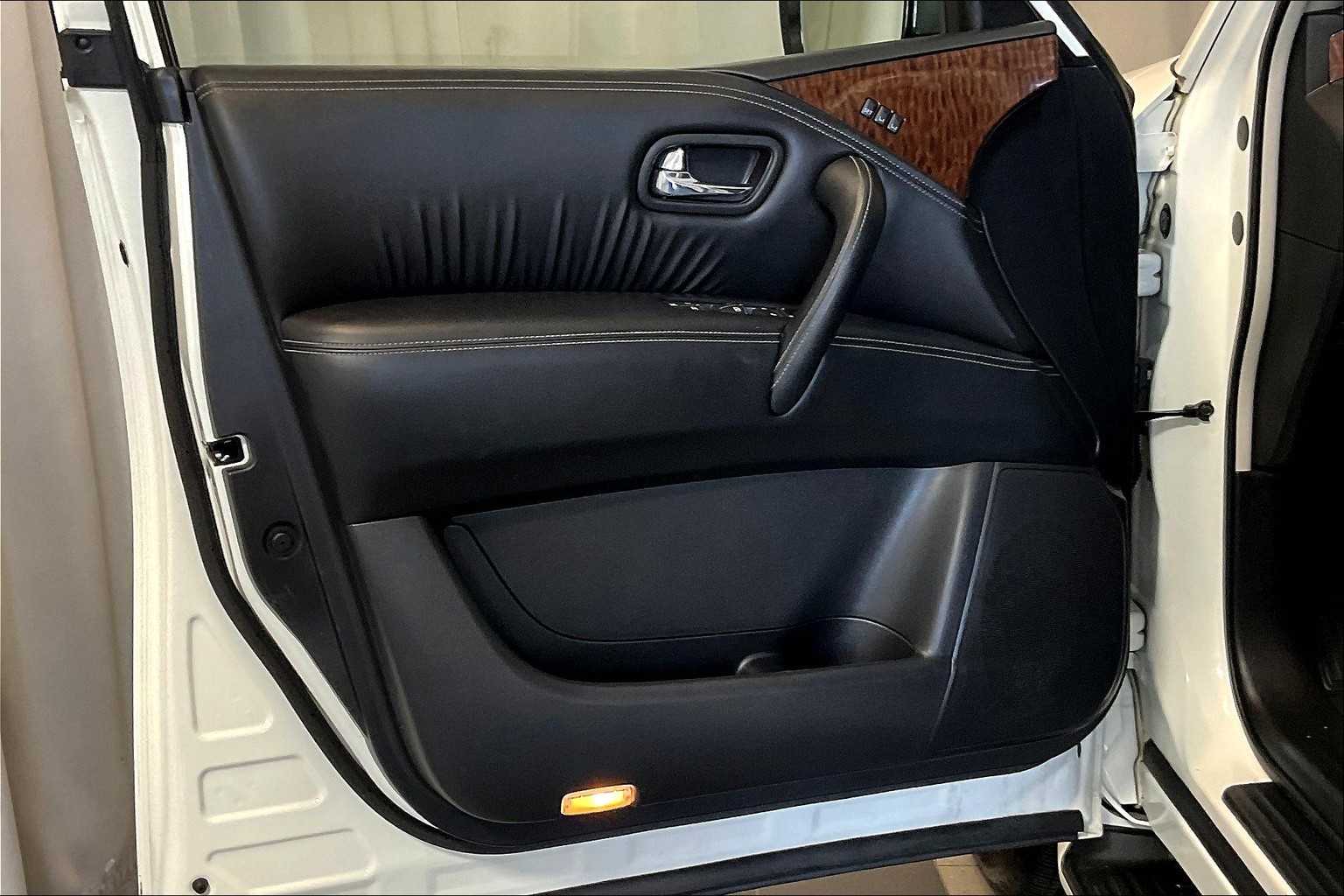 2019 Nissan Armada Platinum - Photo 9