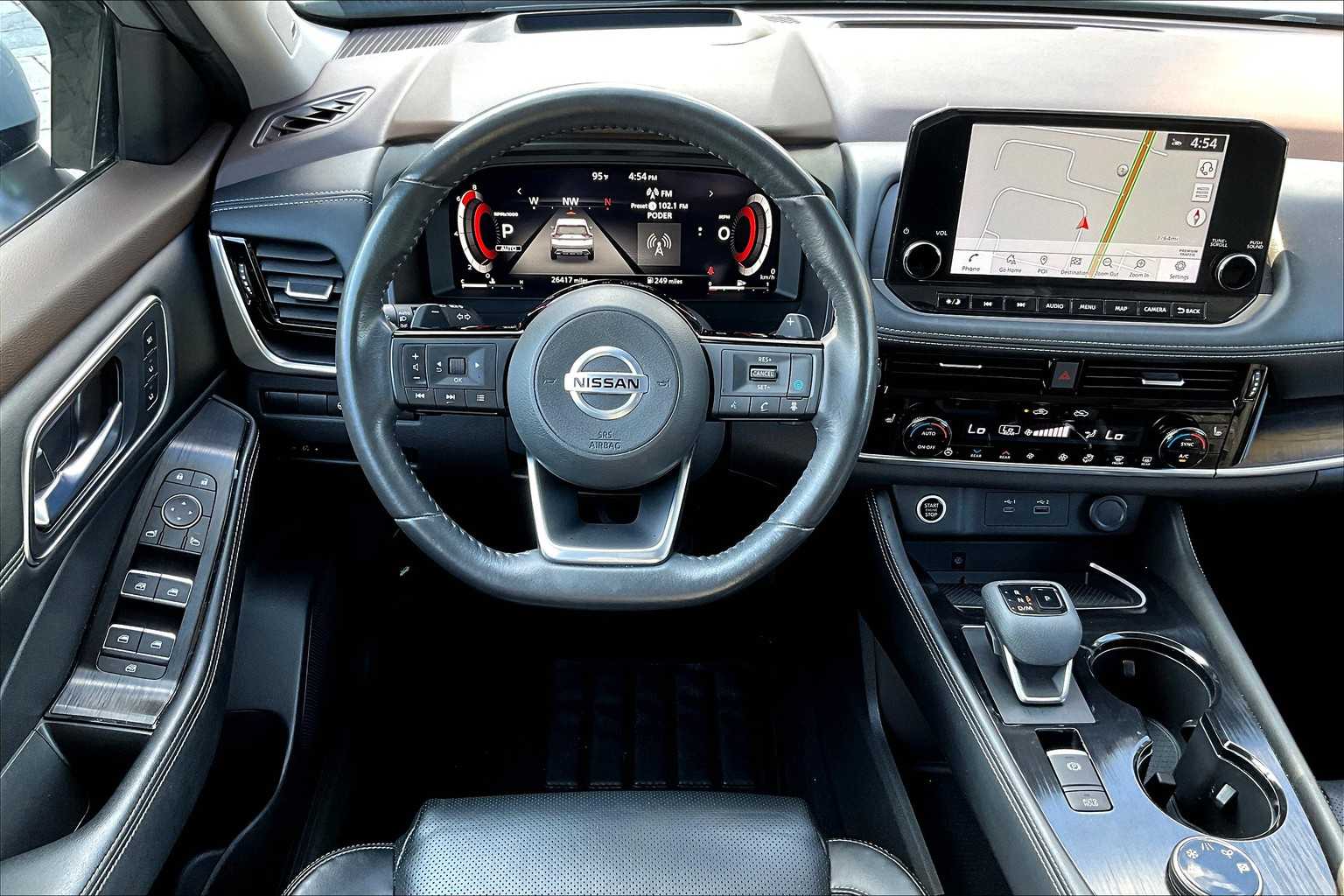 2021 Nissan Rogue Platinum - Photo 17