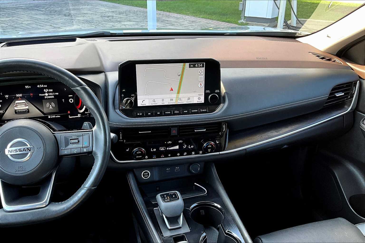 2021 Nissan Rogue Platinum - Photo 18