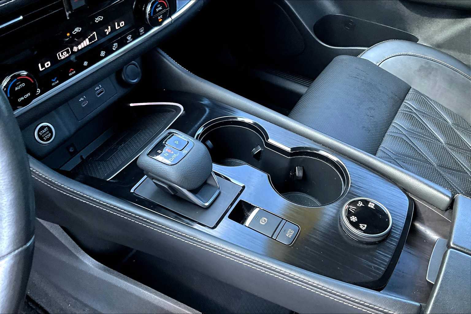 2021 Nissan Rogue Platinum - Photo 20