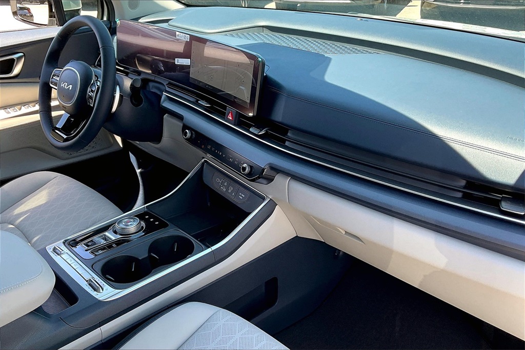 2025 Kia Carnival Hybrid SX - Photo 10