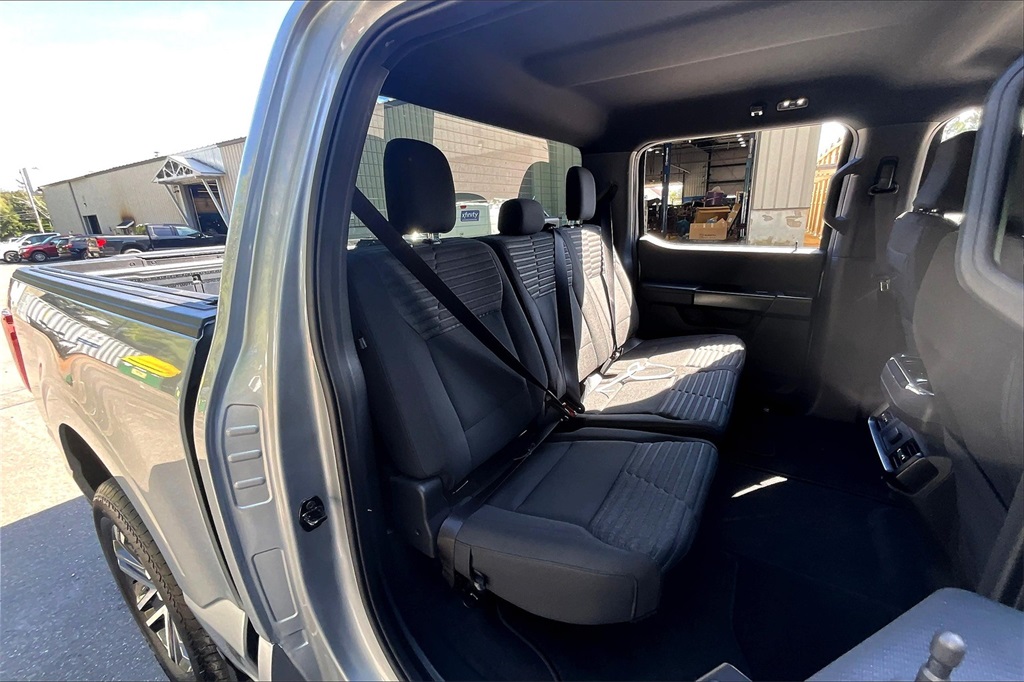 2023 Ford F-150 XL - Photo 16
