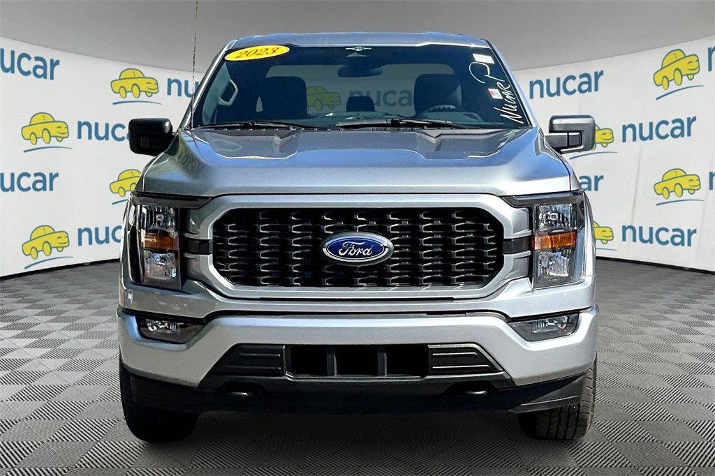 2023 Ford F-150 XL - Photo 2