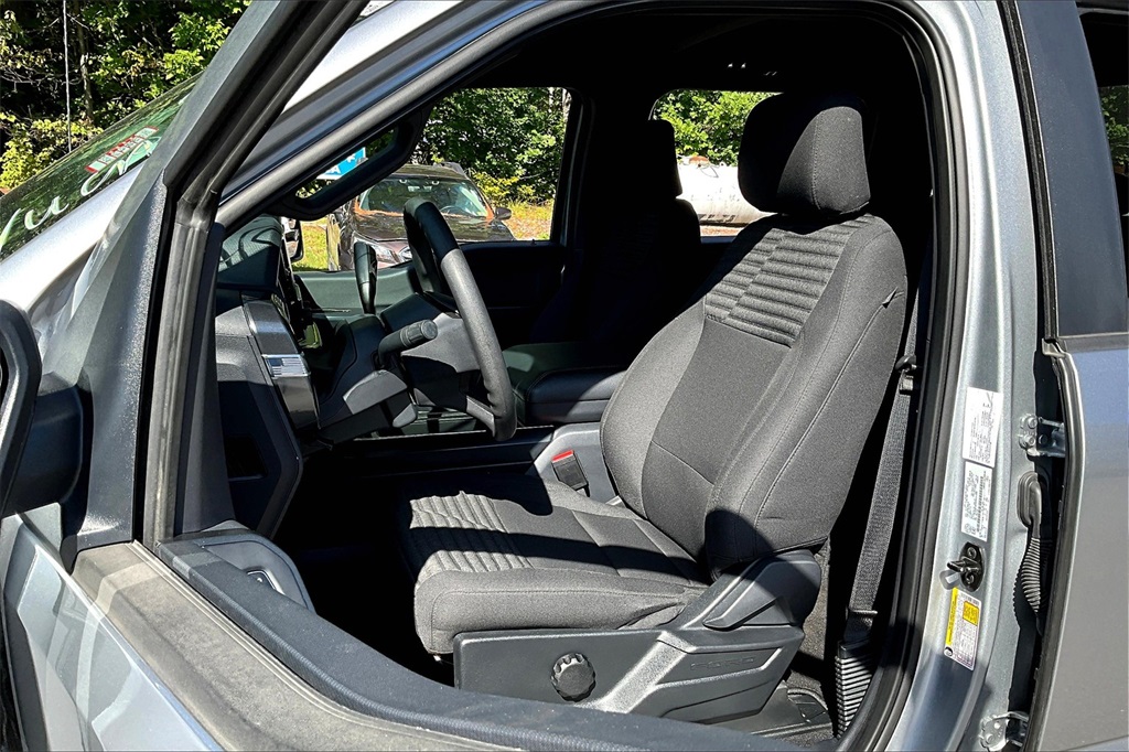 2023 Ford F-150 XL - Photo 10