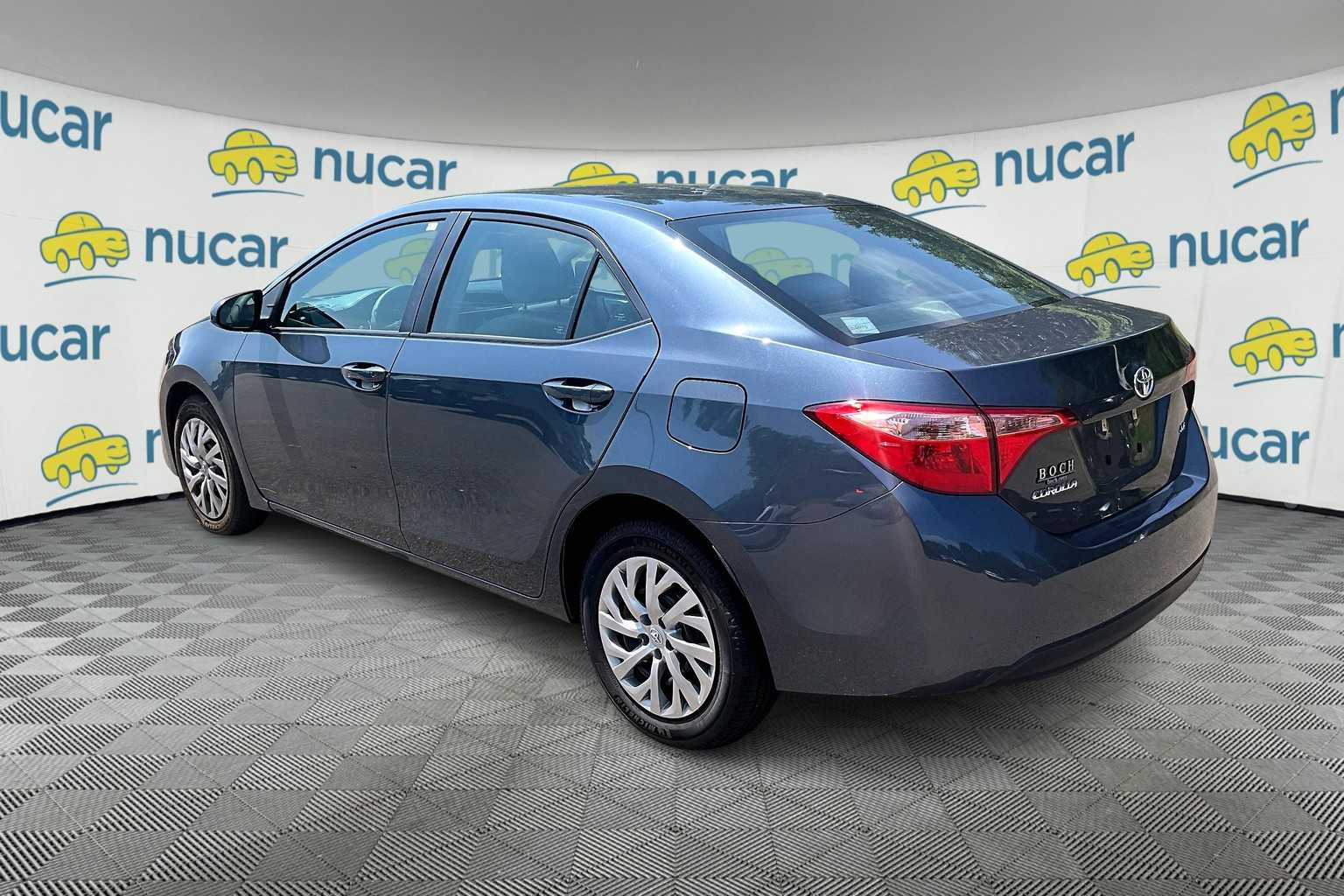 2019 Toyota Corolla LE - Photo 3
