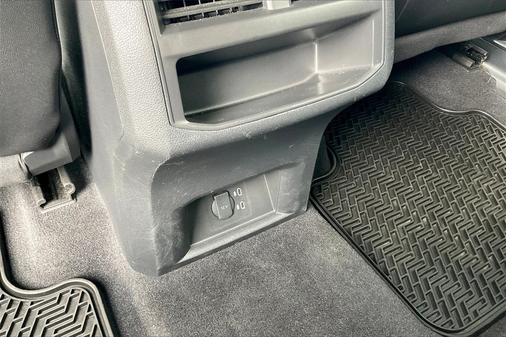 2021 Volkswagen Atlas Cross Sport 2.0T SE - Photo 25