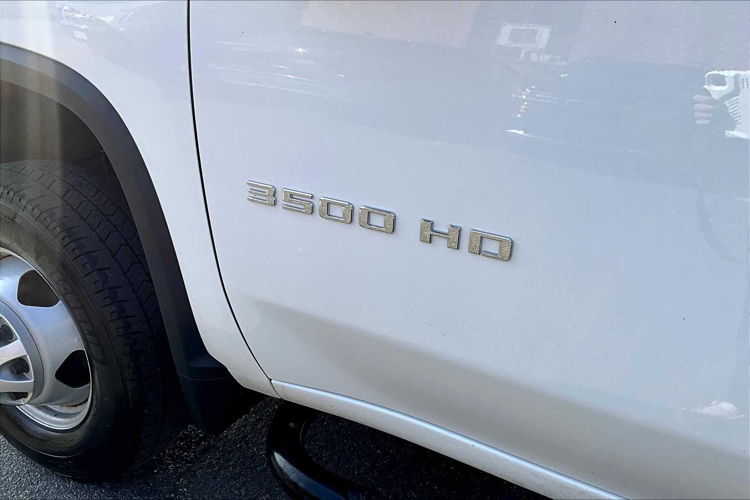 2020 Chevrolet Silverado 3500HD Work Truck - Photo 23