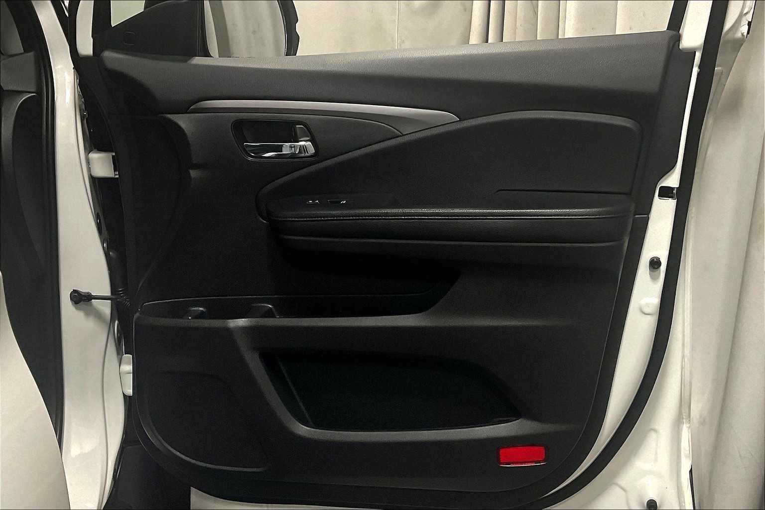 2022 Honda Pilot Special Edition - Photo 12