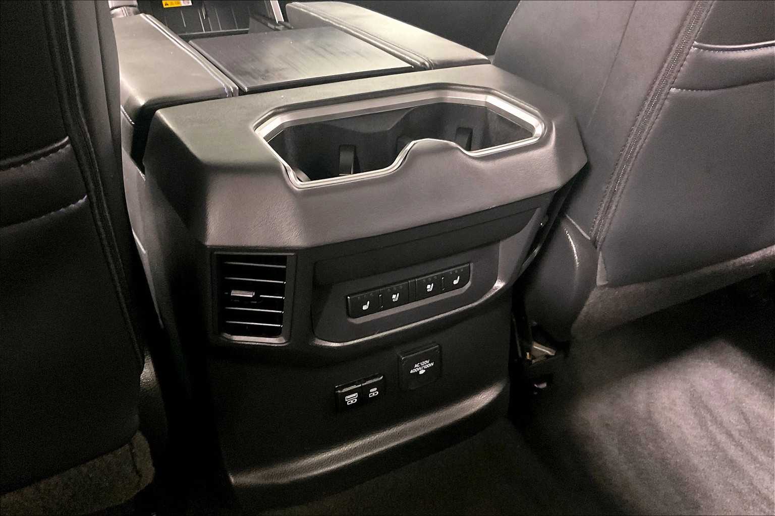 2023 Toyota Tundra Platinum - Photo 28