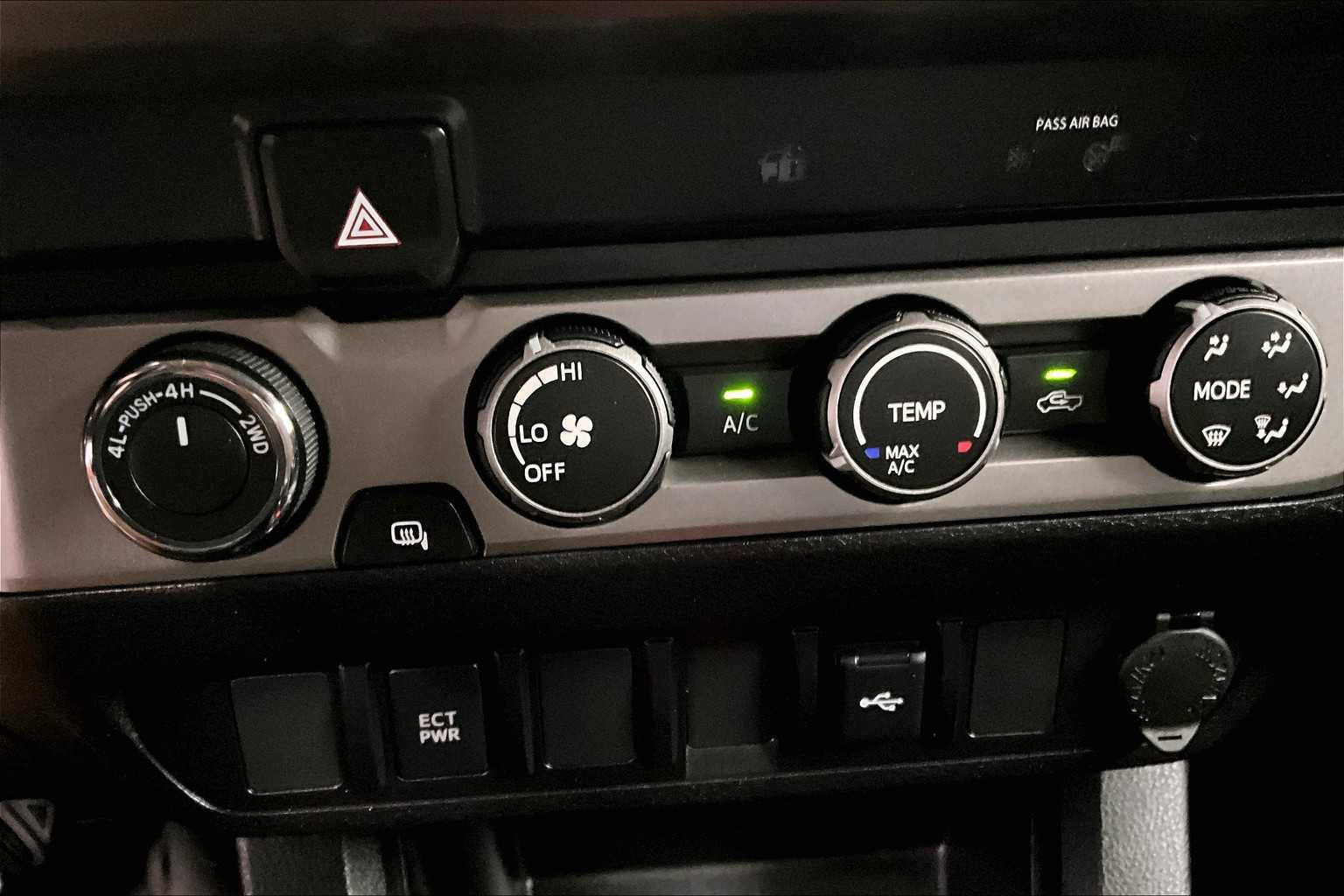 2022 Toyota Tacoma SR5 - Photo 25