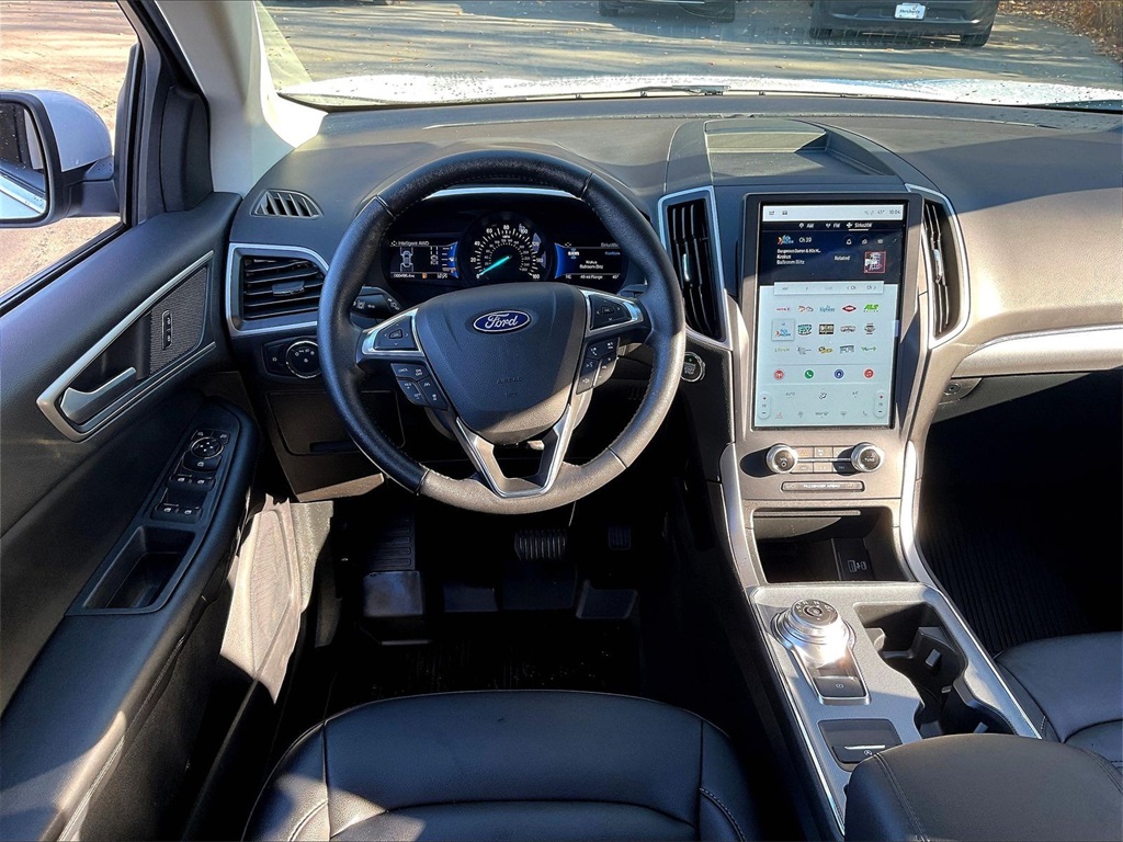2021 Ford Edge SEL - Photo 16