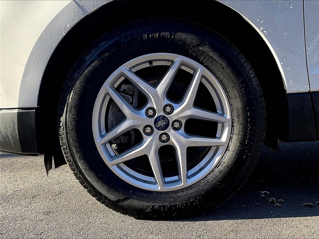 2021 Ford Edge SEL - Photo 21