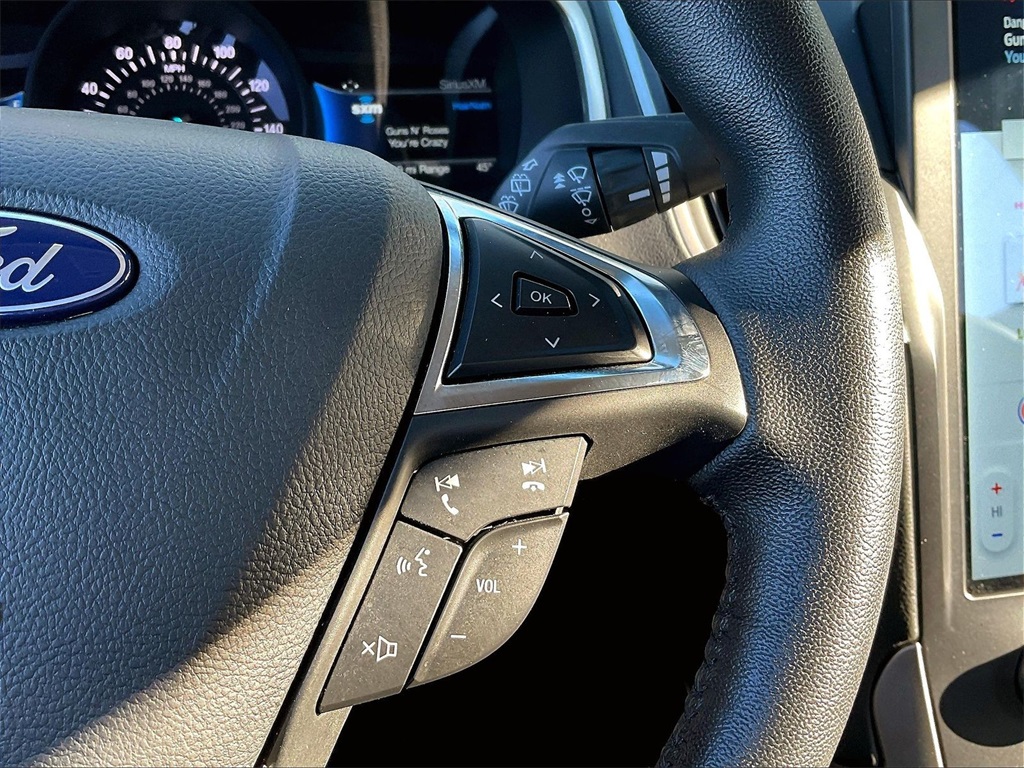 2021 Ford Edge SEL - Photo 23