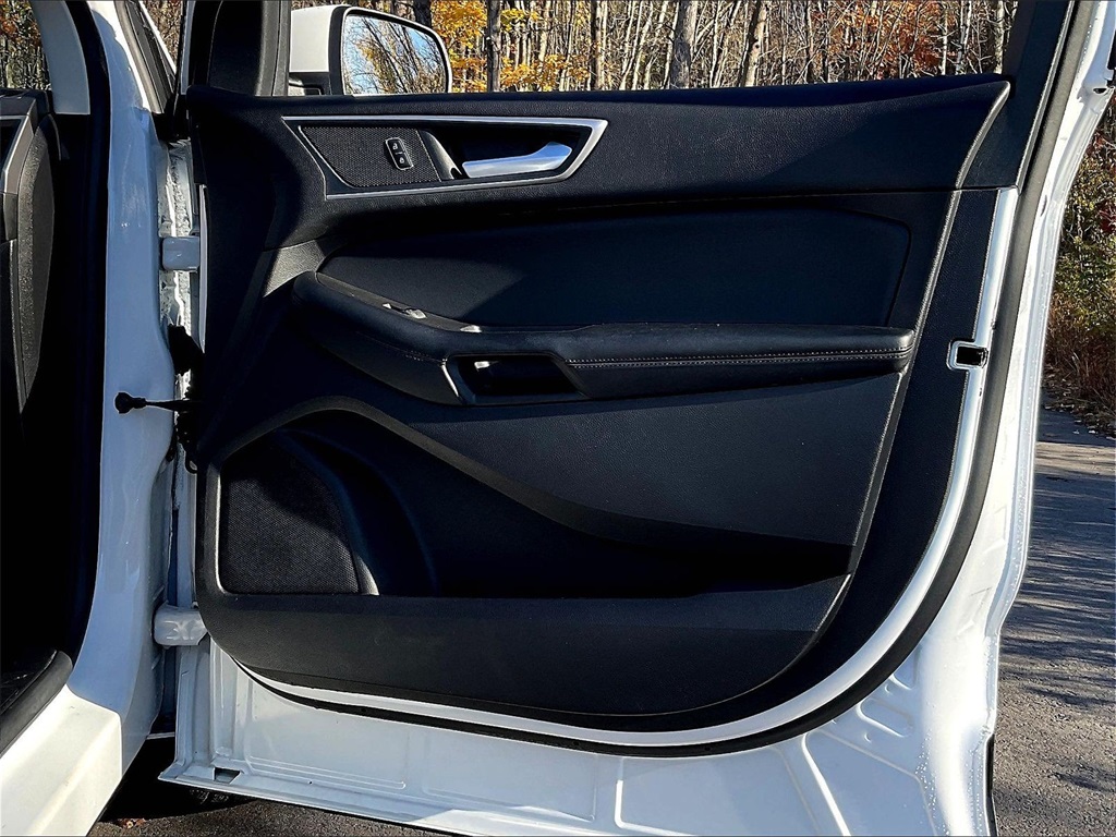 2021 Ford Edge SEL - Photo 25