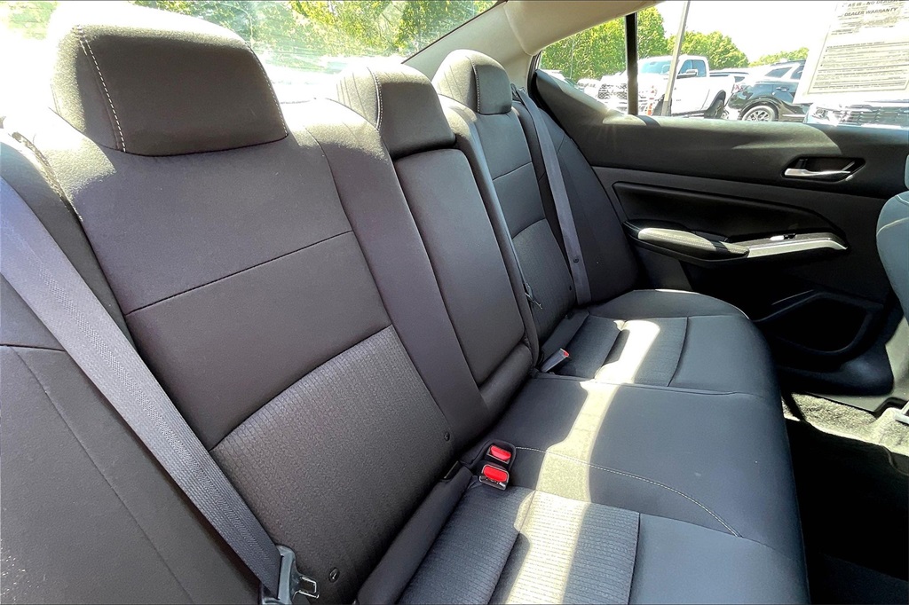 2022 Nissan Altima 2.5 SV - Photo 15
