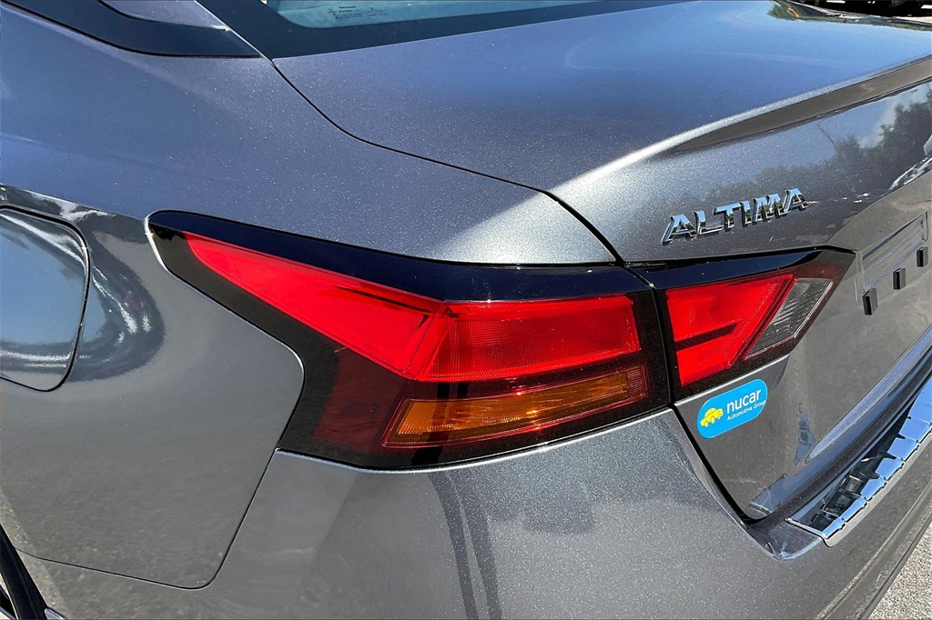 2022 Nissan Altima 2.5 SV - Photo 32