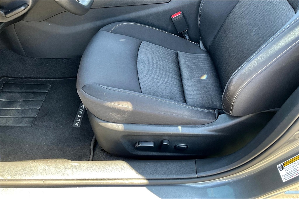 2022 Nissan Altima 2.5 SV - Photo 34