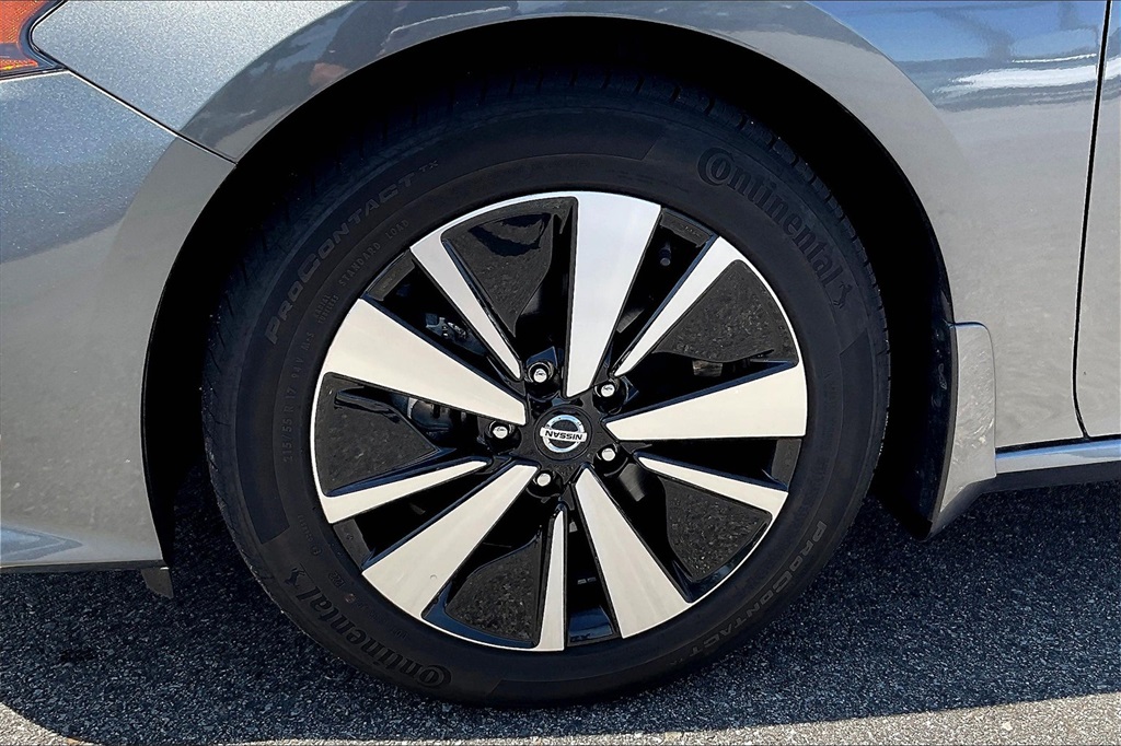 2022 Nissan Altima 2.5 SV - Photo 7