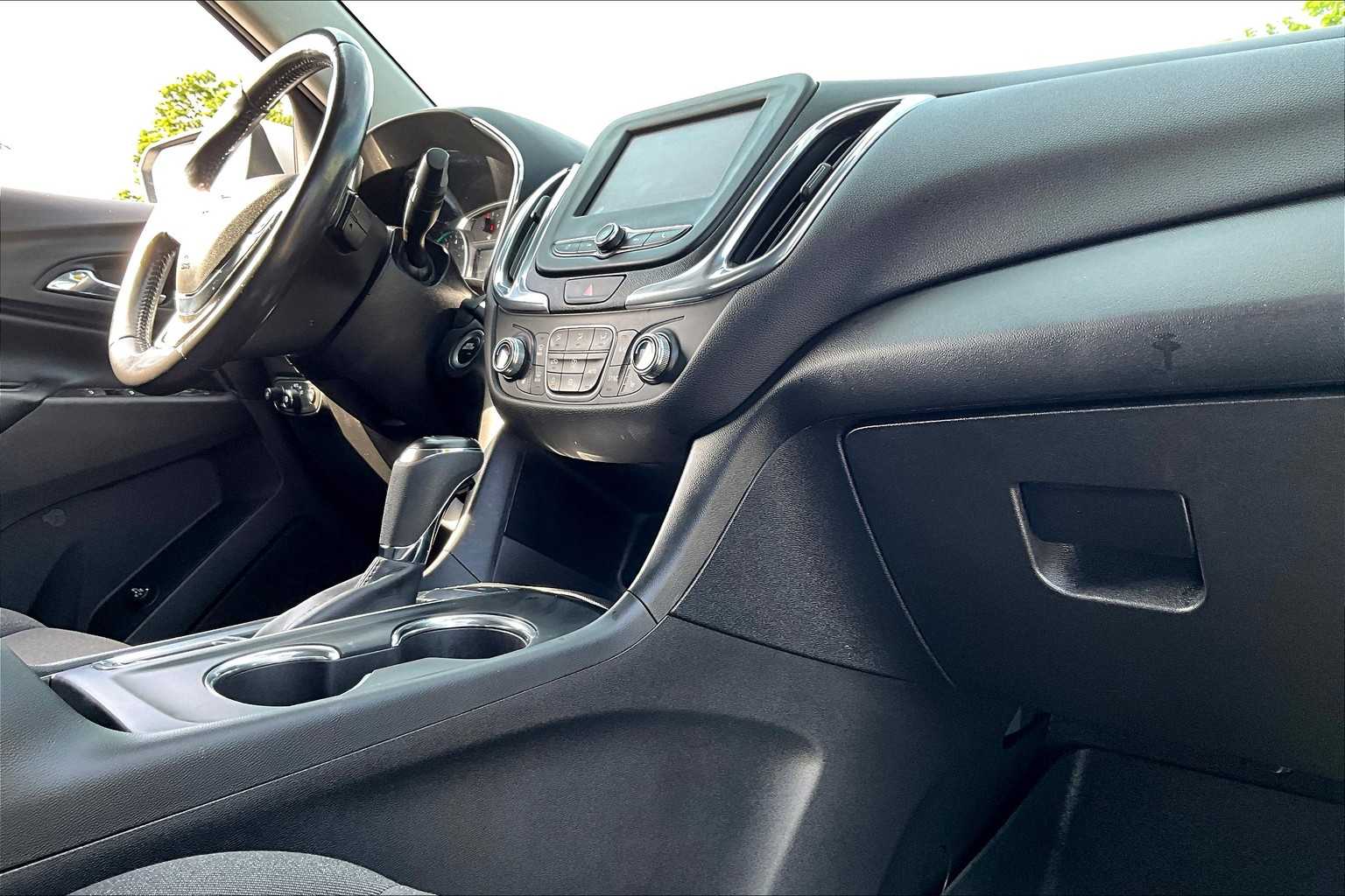 2020 Chevrolet Equinox LT - Photo 14