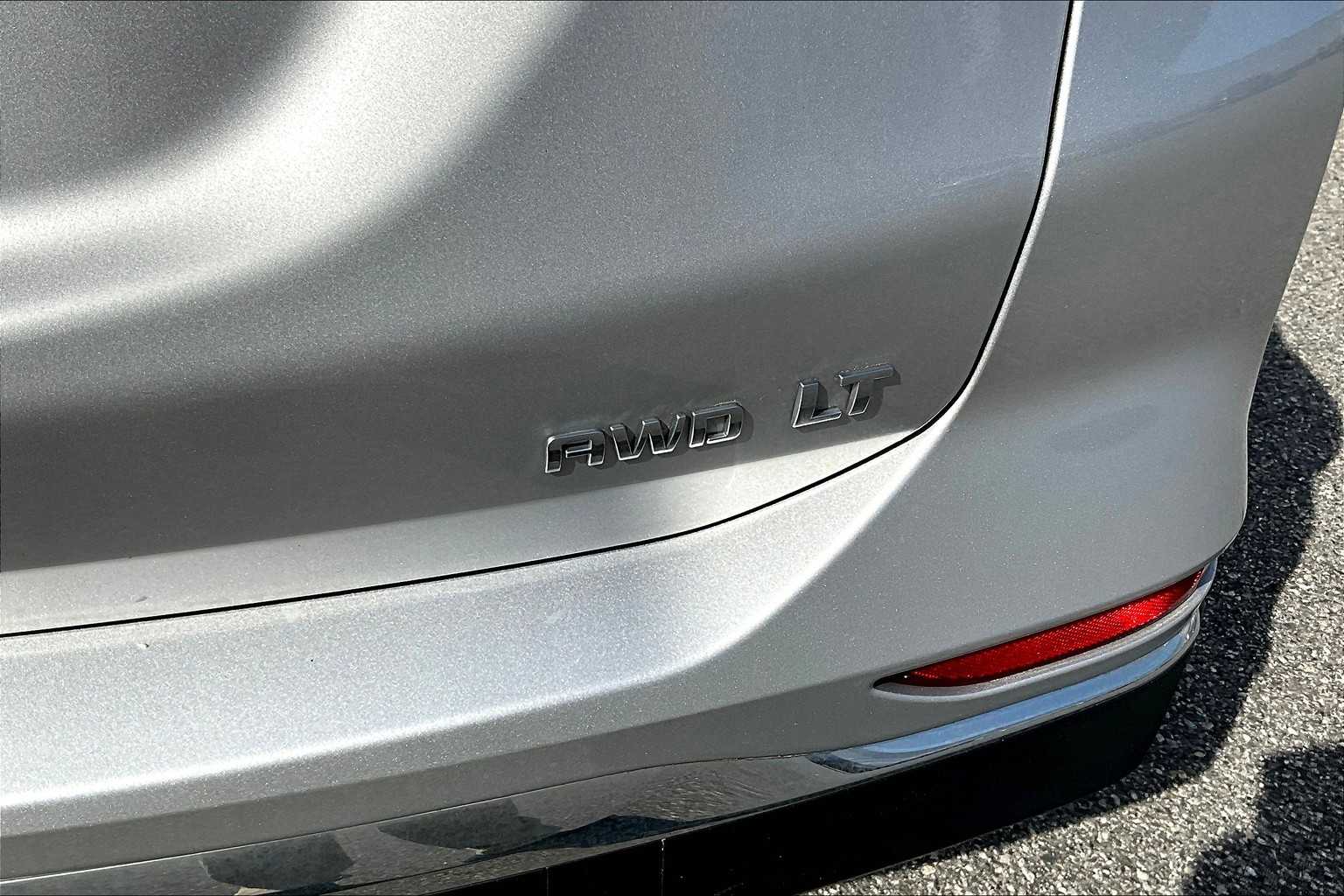 2020 Chevrolet Equinox LT - Photo 27