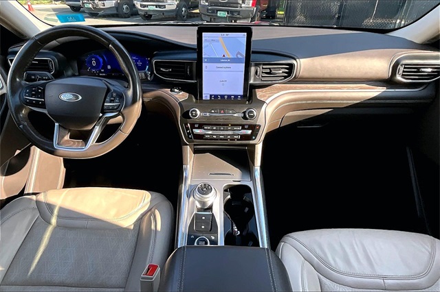 2020 Ford Explorer Platinum - Photo 16