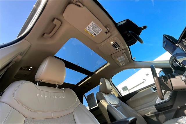 2020 Ford Explorer Platinum - Photo 18