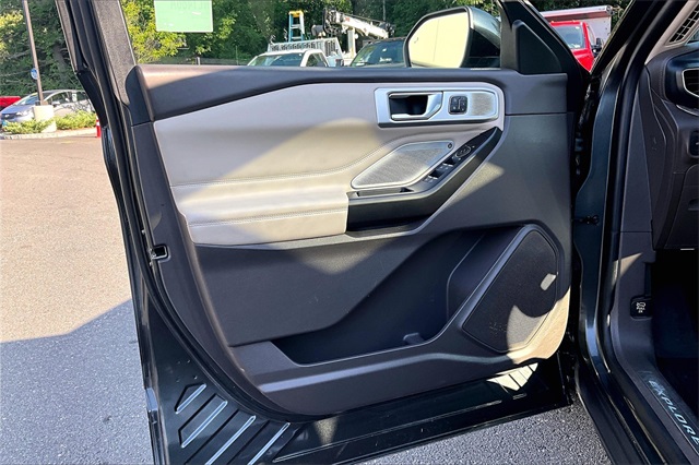 2020 Ford Explorer Platinum - Photo 19