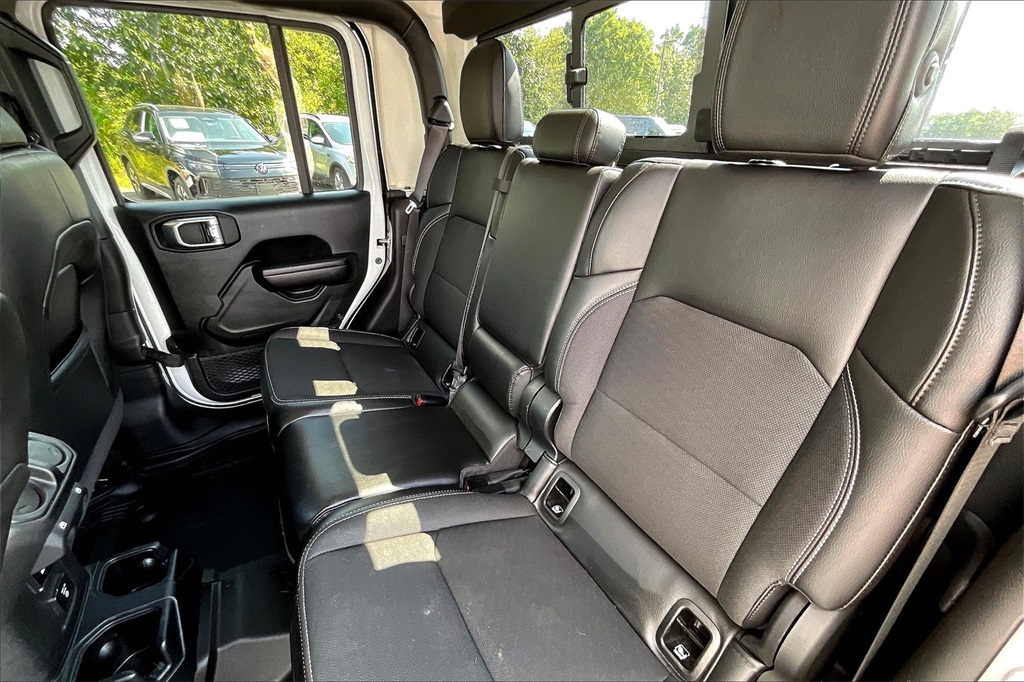 2021 Jeep Gladiator Sport - Photo 14