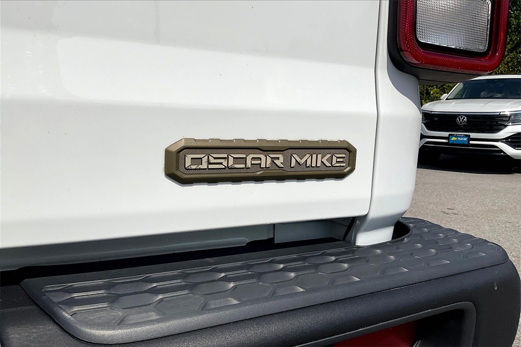 2021 Jeep Gladiator Sport - Photo 26