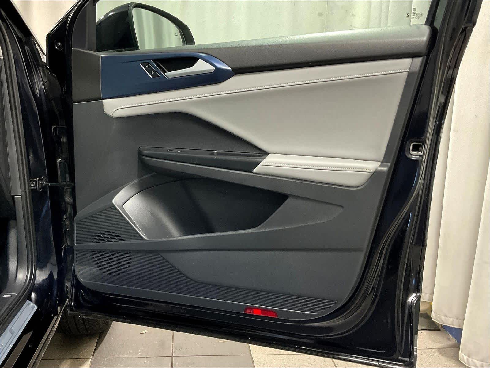2024 Volkswagen Taos SE - Photo 12