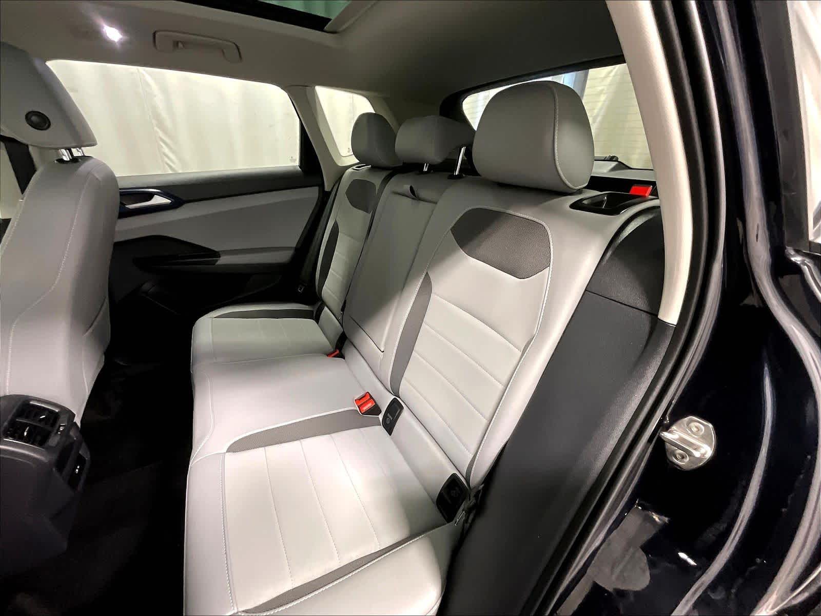 2024 Volkswagen Taos SE - Photo 15