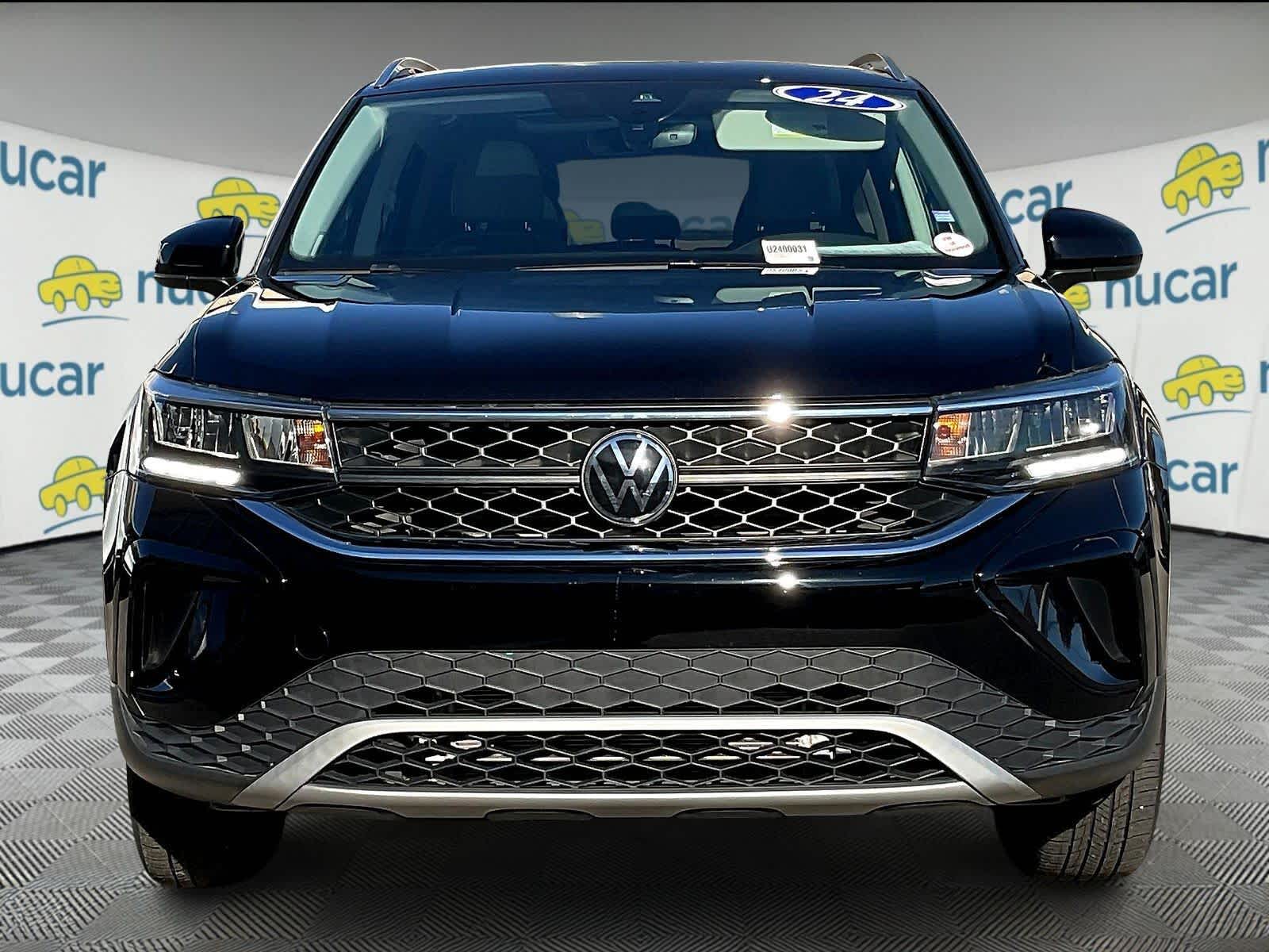 2024 Volkswagen Taos SE - Photo 2
