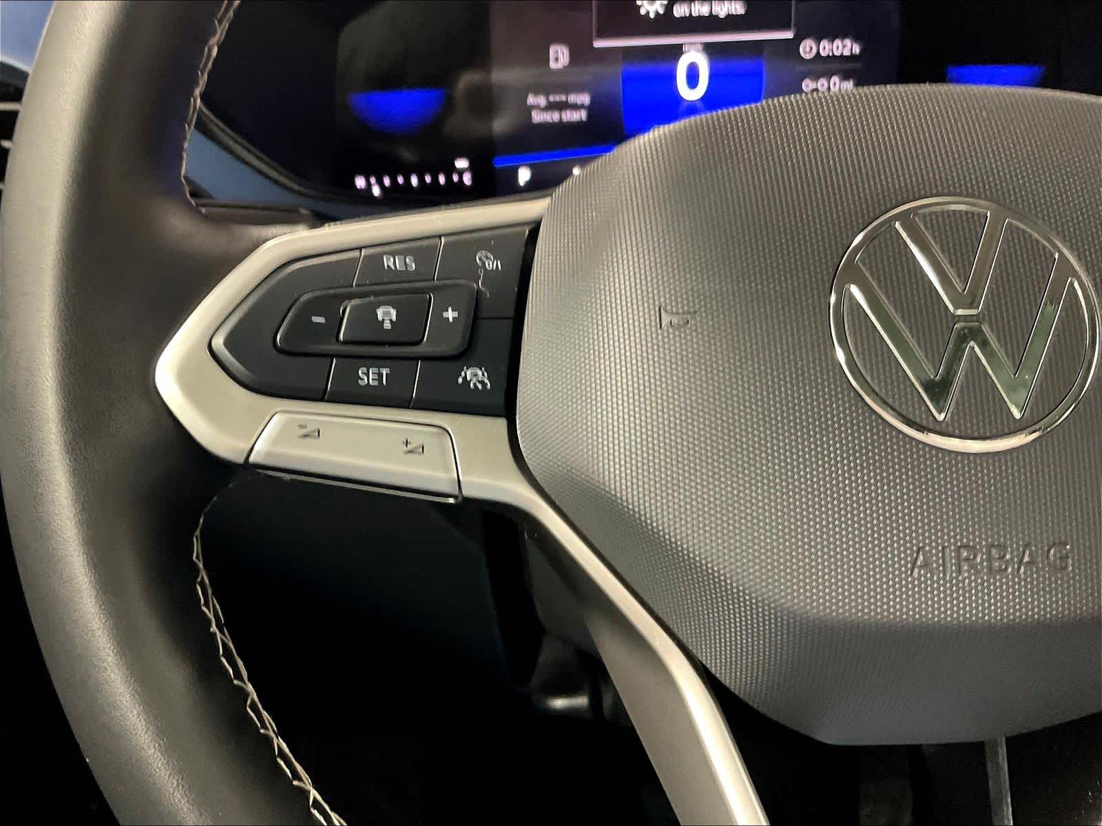2024 Volkswagen Taos SE - Photo 23