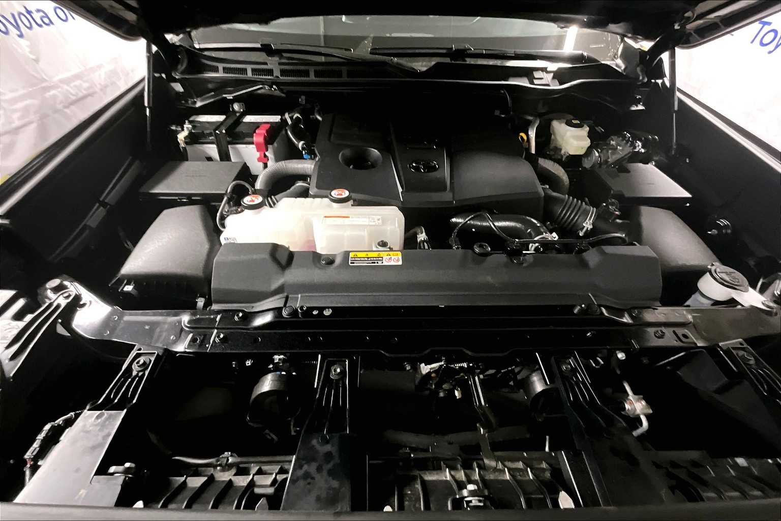 2024 Toyota Tundra SR5 - Photo 28