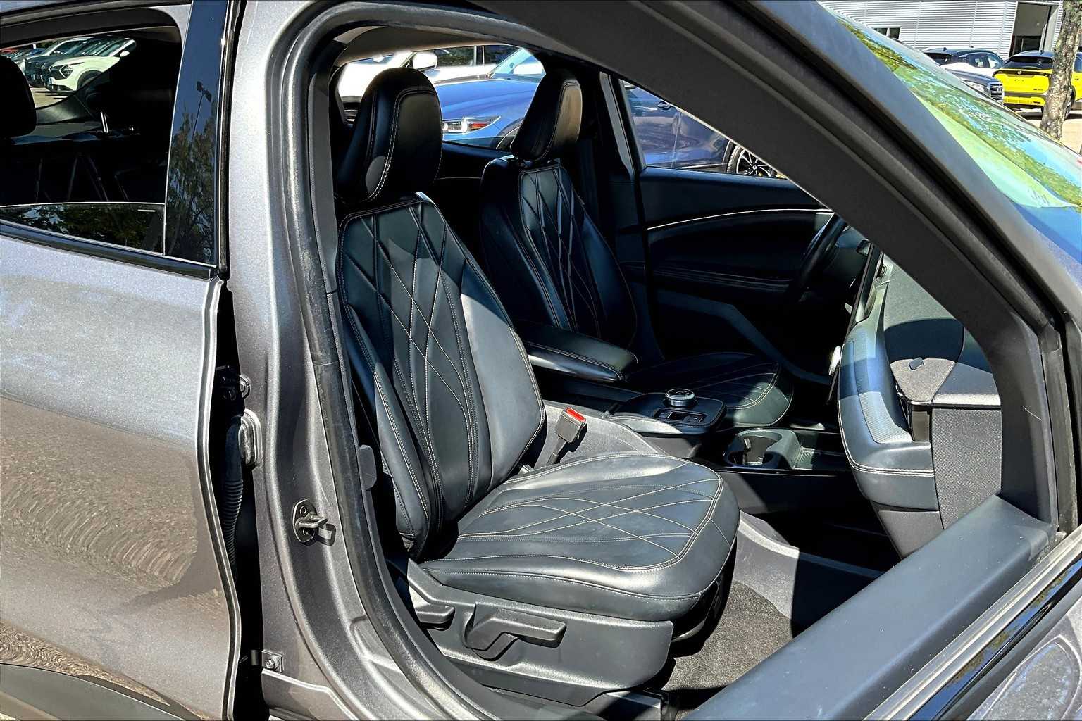 2021 Ford Mustang Mach-E Select - Photo 11