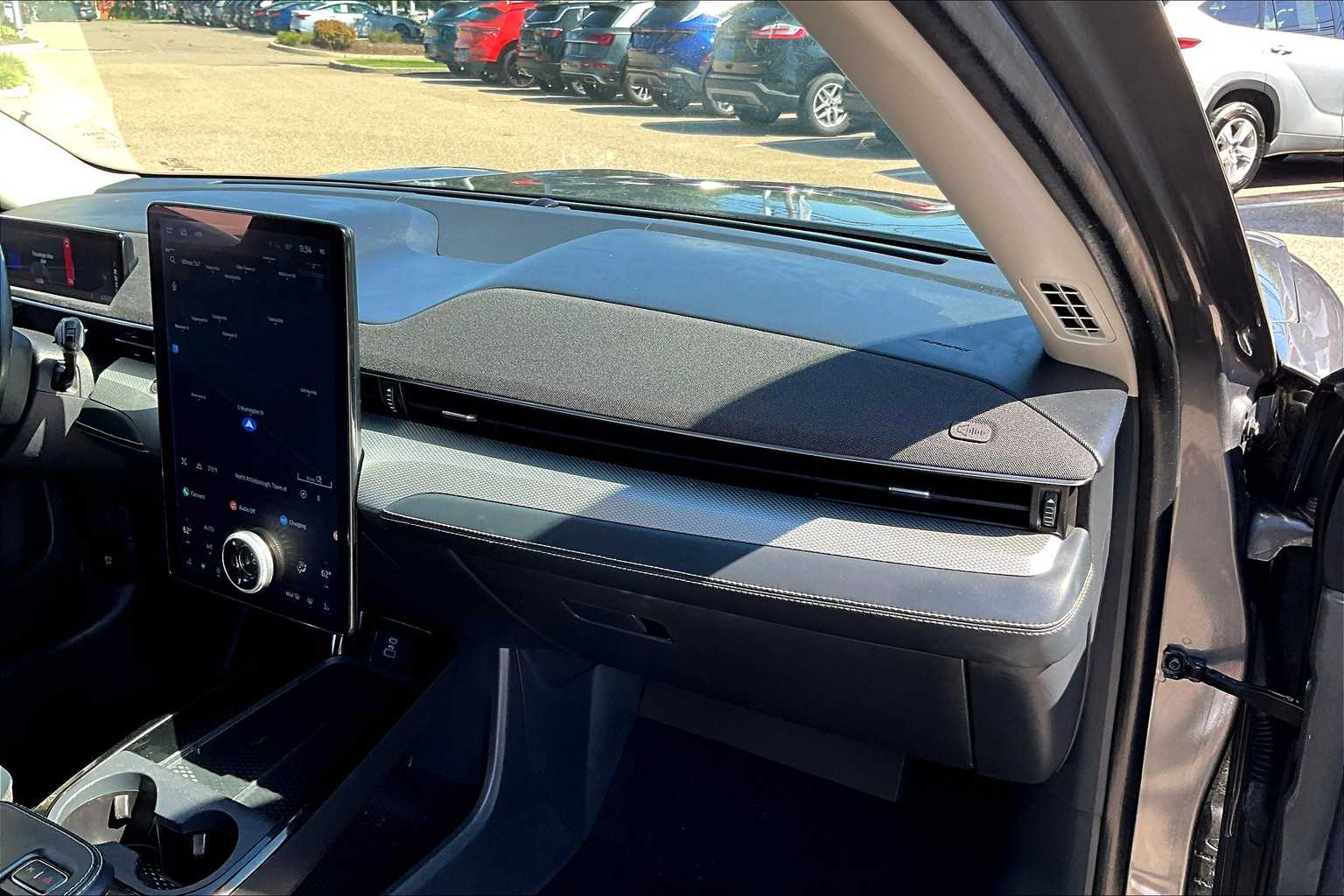2021 Ford Mustang Mach-E Select - Photo 13