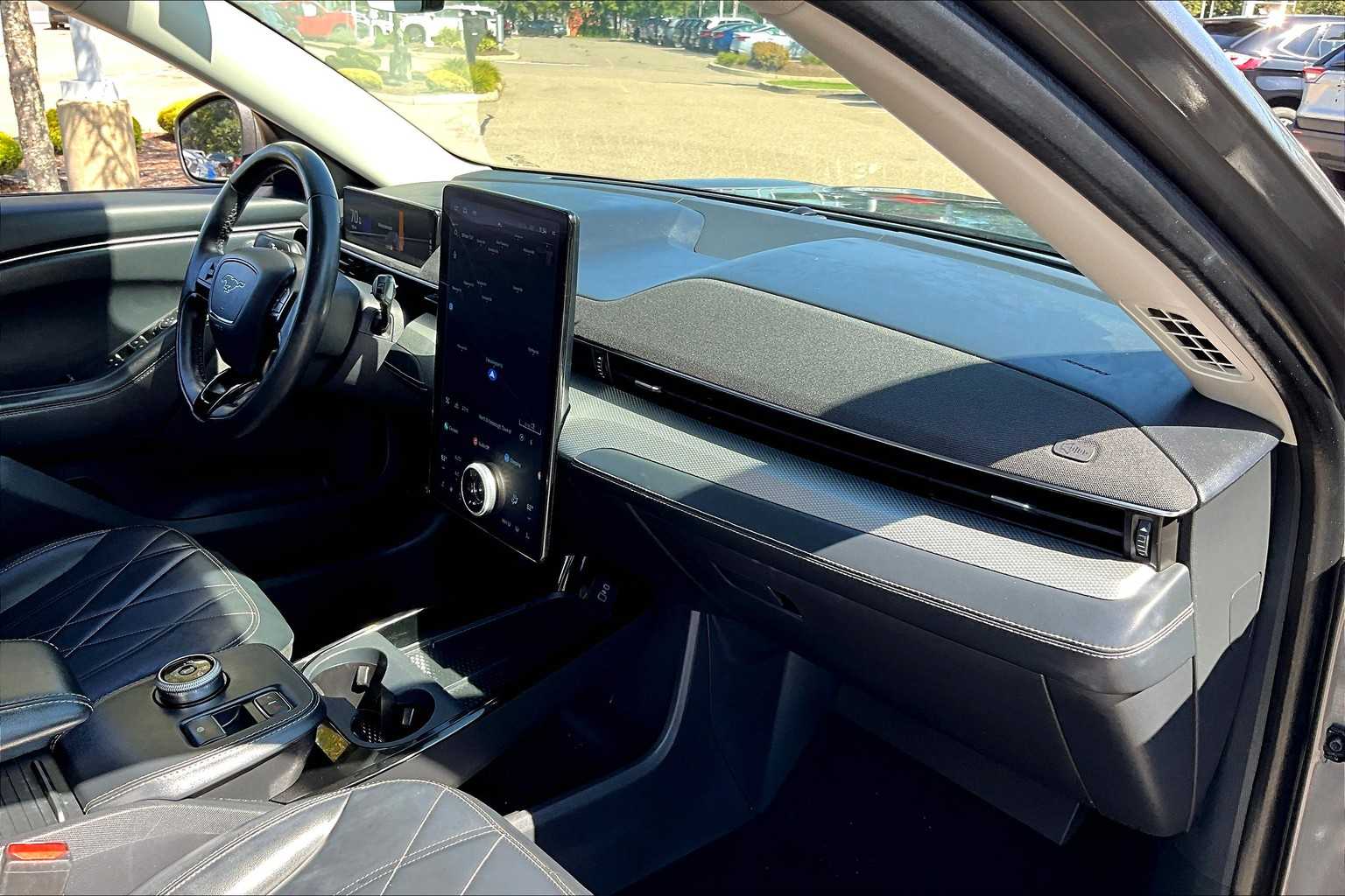 2021 Ford Mustang Mach-E Select - Photo 14